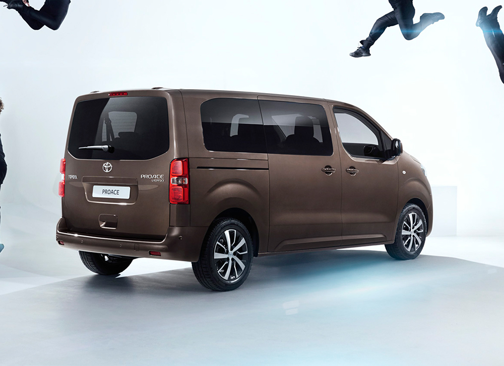 TOYOTA PROACE VERSO